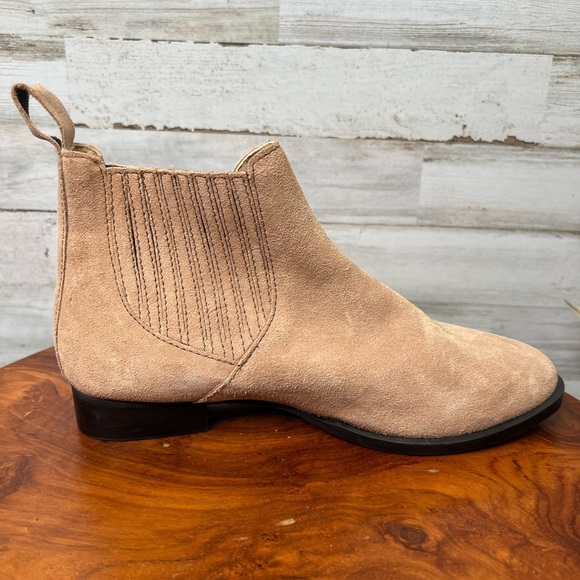 Jack Rogers Women's Brown Tan Suede Pippa Chelsea Booties Size 5.5 Ankle Casual - Picture 5 of 16